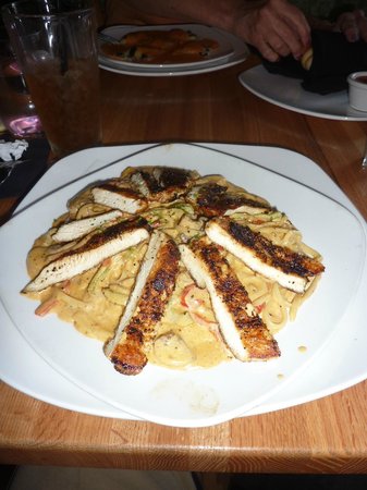 The Trinity Hotel & Restaurant signature dishes Filet Mignon
Pecan Crusted Chicken
Lobster Ravioli